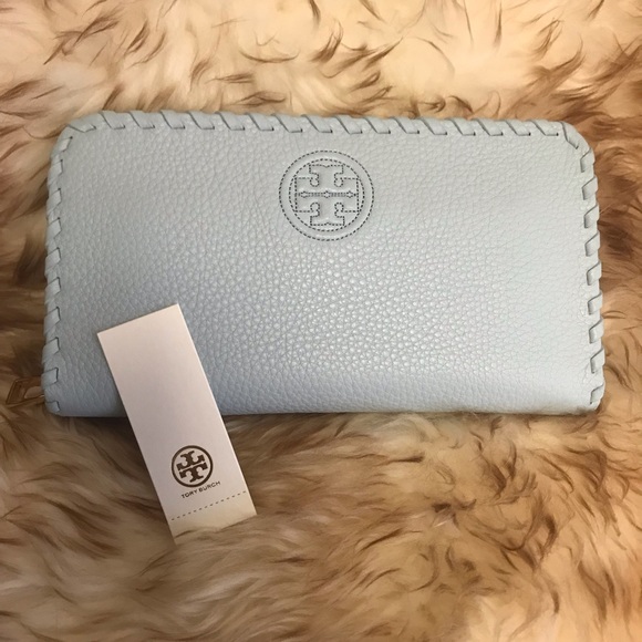 Tory Burch Handbags - Tory Burch Marion Multi-Gusset Zip Wallet Blue